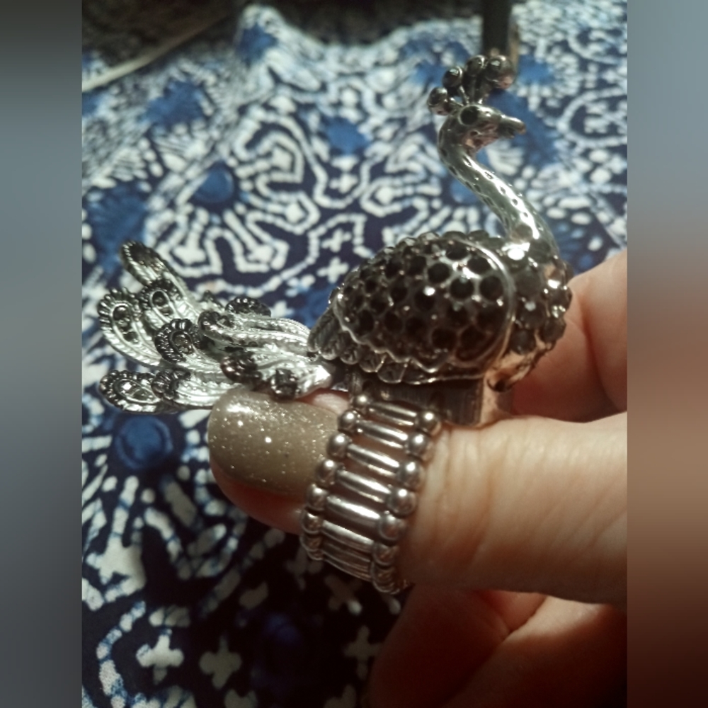 Peacock ring O/S - Picture 5 of 5